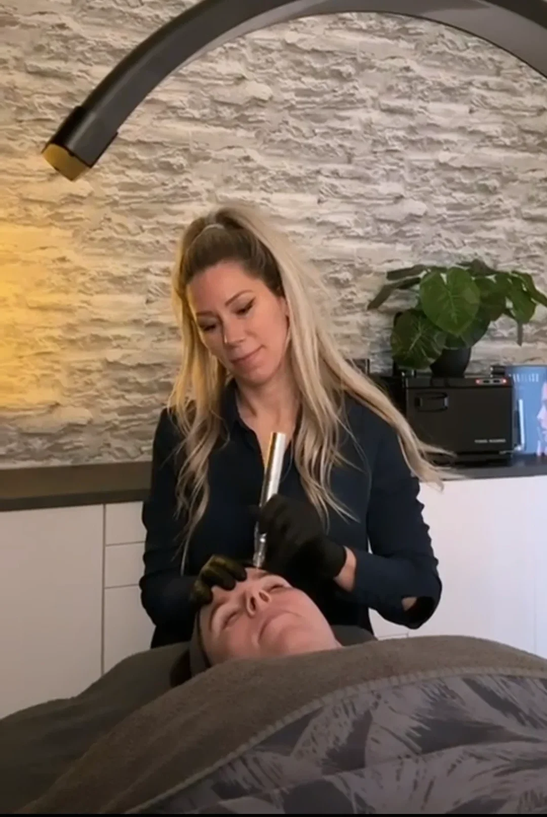 SKIN MISSION in Eindhoven